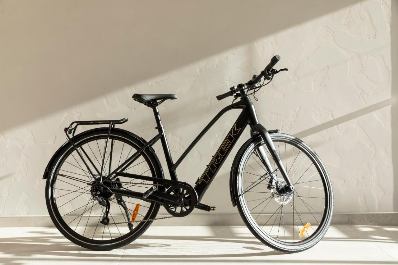 The Mayfair クライストチャーチ エクステリア 写真 Trek Allant+